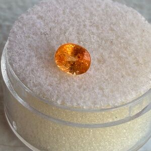 Beautiful 1.1ct Padparadscha Sapphire Orange Loose Gemstone Faceted Oval